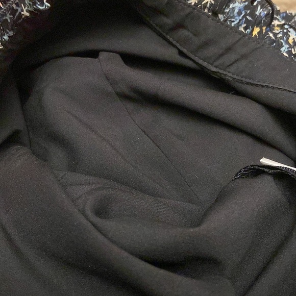 Donna Morgan Jade Black Small Floral Print Long Sleeves Ruffles Zip Dress Size 4 - Picture 9 of 11